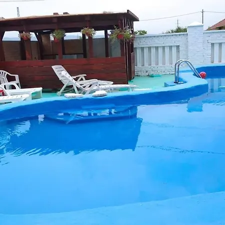 Homestay Castle De Dios *