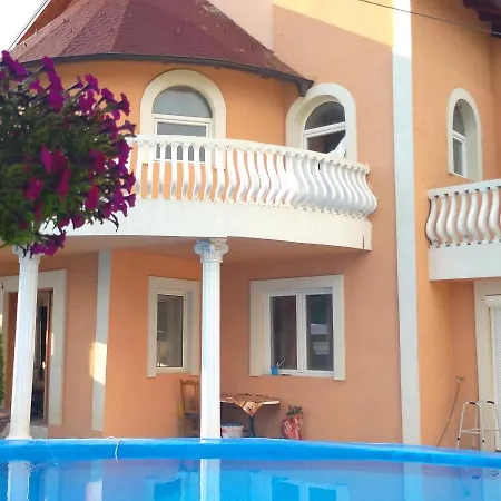 Homestay Castle De Dios Novi Sad