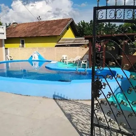 Homestay Castle De Dios